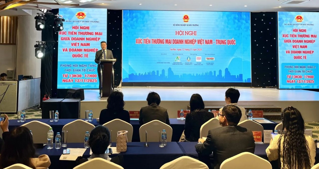 Kim ngạch thương mại giữa Việt Nam - Trung Quốc trong 10 tháng vượt 208 tỷ USD