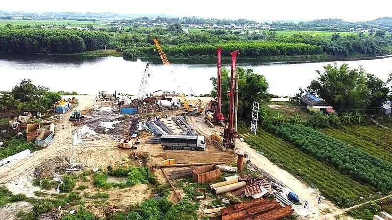 Quảng Ngãi quyết tâm hiện thực hoá mục tiêu tăng trưởng hai con số Quảng Ngãi quyết tâm hiện thực hóa mục tiêu tăng trưởng hai con số