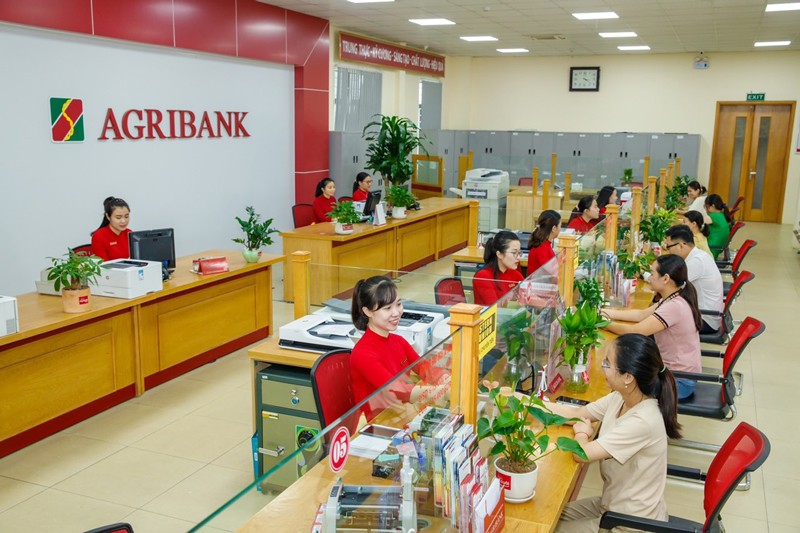 Agribank được vinh danh Top 10 ngân hàng có môi trường làm việc tốt nhất Việt Nam 2025 Agribank được vinh danh Top 10 ngân hàng có môi trường làm việc tốt nhất Việt Nam 2025