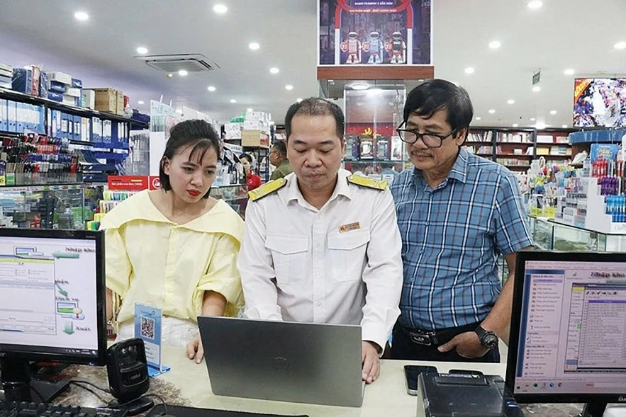 Giảm gánh nặng hành chính cho hộ kinh doanh chuyển đổi khi xóa bỏ thuế khoán