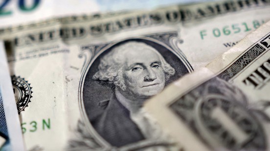 Loạt thách thức đe doạ vị thế đồng USD