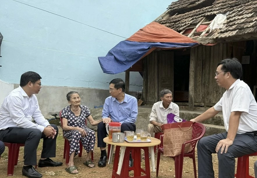undefined Petrovietnam đồng hành cùng tỉnh Quảng Trị và TP Huế khắc phục hậu quả thiên tai