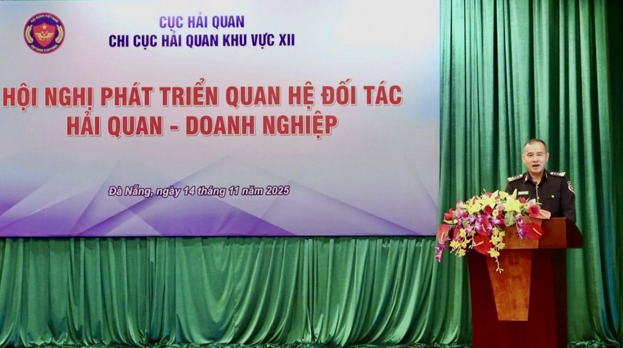 undefined Hải quan khu vực XII đối thoại phát triển đối tác doanh nghiệp