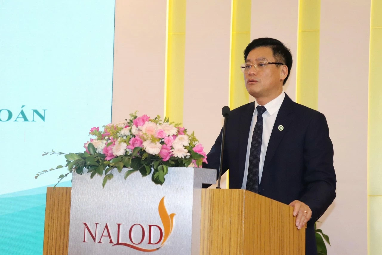 Ủy ban Chứng khoán Nhà nước phổ biến Luật Chứng khoán sửa đổi tại khu vực miền Trung Ủy ban Chứng khoán Nhà nước phổ biến Luật Chứng khoán sửa đổi tại khu vực miền Trung