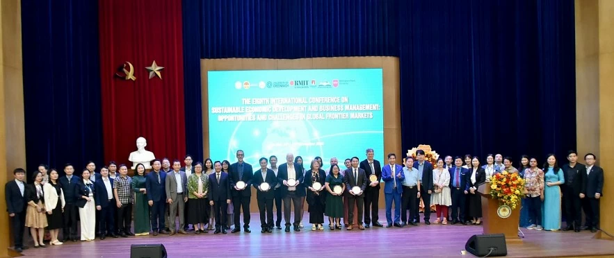Doanh nghiệp tại thị trường cận biên cần nâng cao năng lực quản trị, chủ động đổi mới mô hình kinh doanh Doanh nghiệp tại thị trường cận biên cần nâng cao năng lực quản trị, đổi mới mô hình kinh doanh