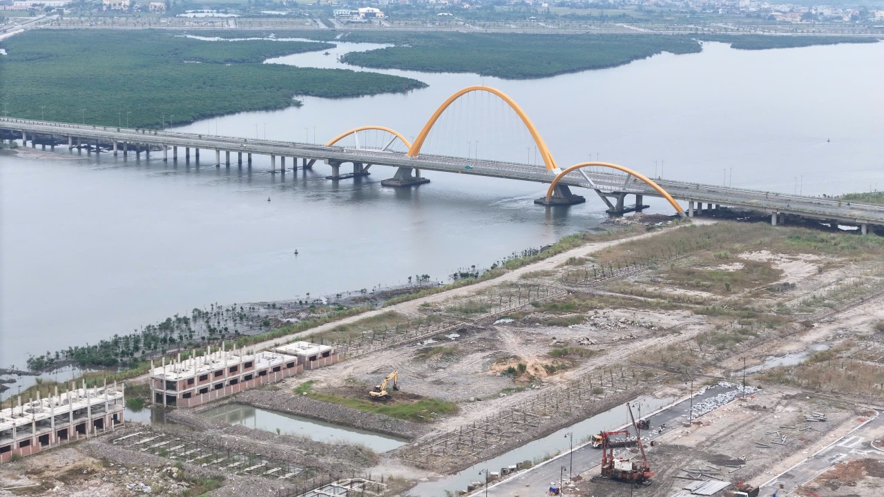 Quảng Ninh đẩy mạnh thi công các dự án trọng điểm Quảng Ninh đẩy mạnh thi công các dự án trọng điểm