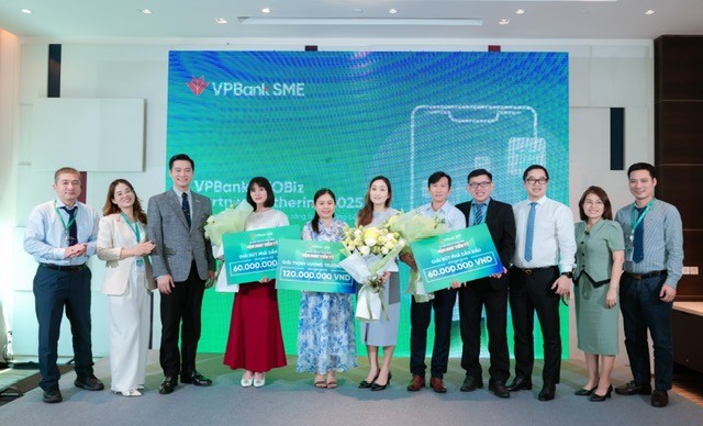 Hợp lực cùng doanh nghiệp kiến tạo tương lai tài chính số tại VPBank NEOBiz Partner Gathering 2025 Hợp lực cùng doanh nghiệp kiến tạo tương lai tài chính số tại VPBank NEOBiz Partner Gathering 2025