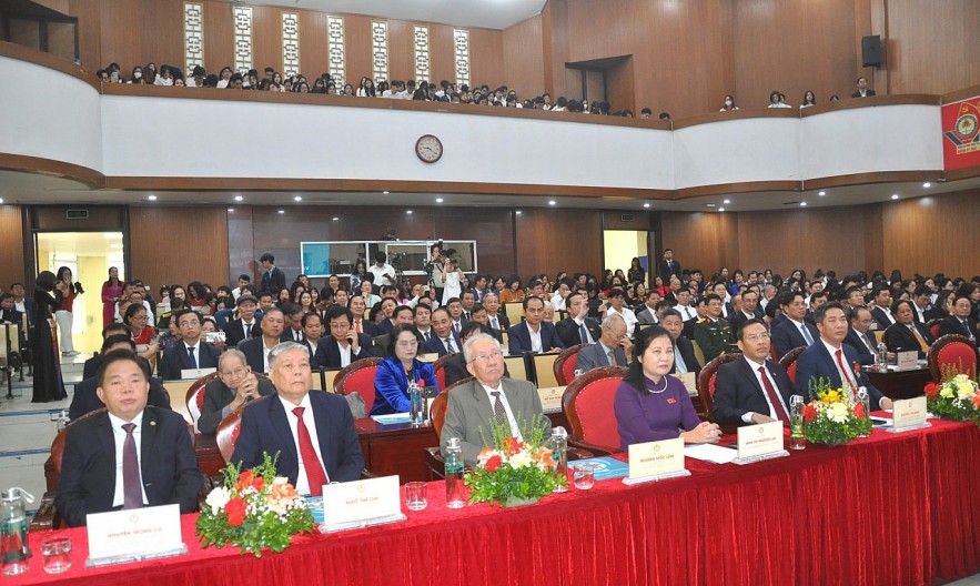 Học viện Tài chính kỷ niệm Ngày nhà giáo Việt Nam và Ngày hội đại đoàn kết toàn dân tộc Học viện Tài chính kỷ niệm Ngày Nhà giáo Việt Nam và Ngày hội đại đoàn kết toàn dân tộc