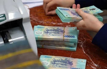 Ngân hàng dẫn đầu mua lại trái phiếu trước hạn khi áp lực đáo hạn tăng dần