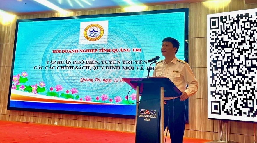 Thuế tỉnh Quảng Trị giới thiệu các chính sách thuế mới cho hơn 80 doanh nghiệp Thuế tỉnh Quảng Trị giới thiệu các chính sách thuế mới cho hơn 80 doanh nghiệp