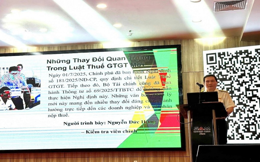 Thuế tỉnh Quảng Trị giới thiệu các chính sách thuế mới cho hơn 80 doanh nghiệp Thuế tỉnh Quảng Trị giới thiệu các chính sách thuế mới cho hơn 80 doanh nghiệp