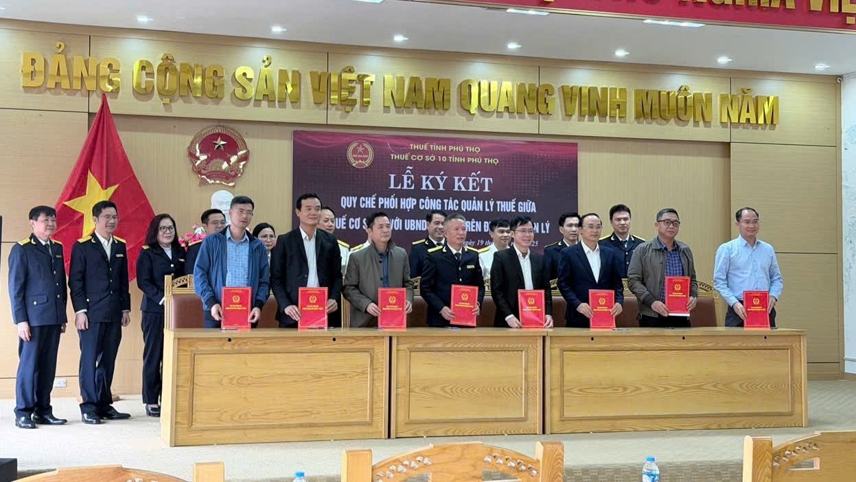 Thuế cơ sở 10 tỉnh Phú Thọ: Phối hợp với ủy ban nhân dân các xã tăng cường quản lý thuế