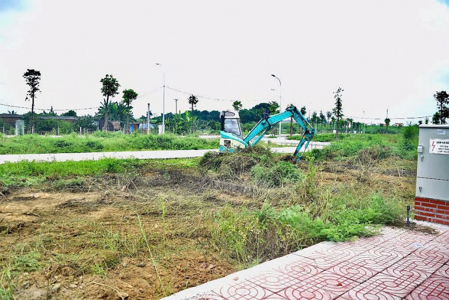 Tìm lời giải phù hợp cho bài toán giá đất