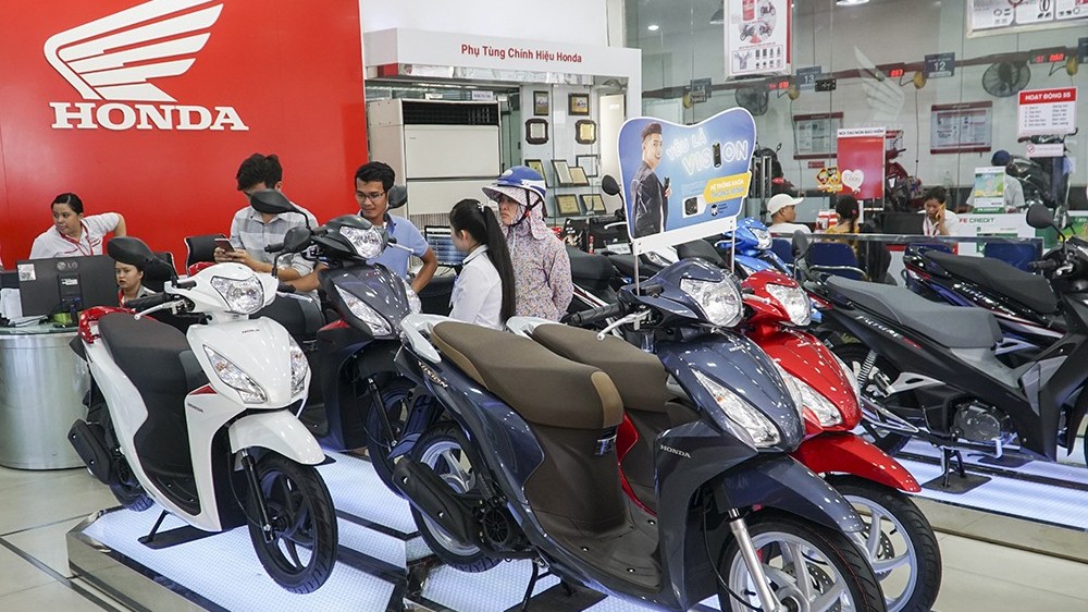 Sớm ban hành bảng giá tính lệ phí trước bạ ô tô, xe máy 2026