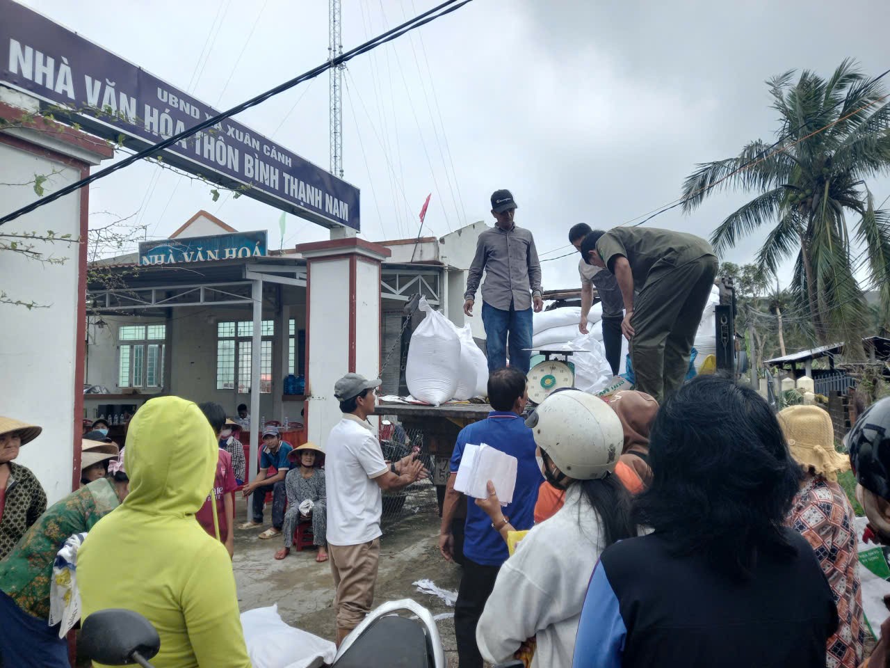 Chính phủ hỗ trợ 1.100 tỷ đồng và 4.000 tấn gạo cho các tỉnh: Khánh Hòa, Lâm Đồng, Gia Lai, Đắk Lắk