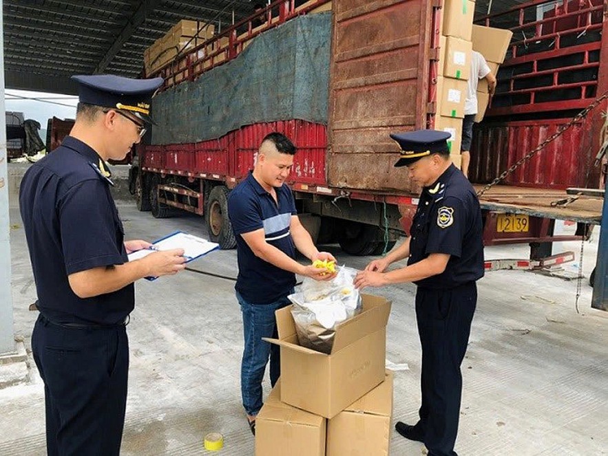 Cao điểm đấu tranh chống buôn lậu dịp Tết Nguyên đán 2026