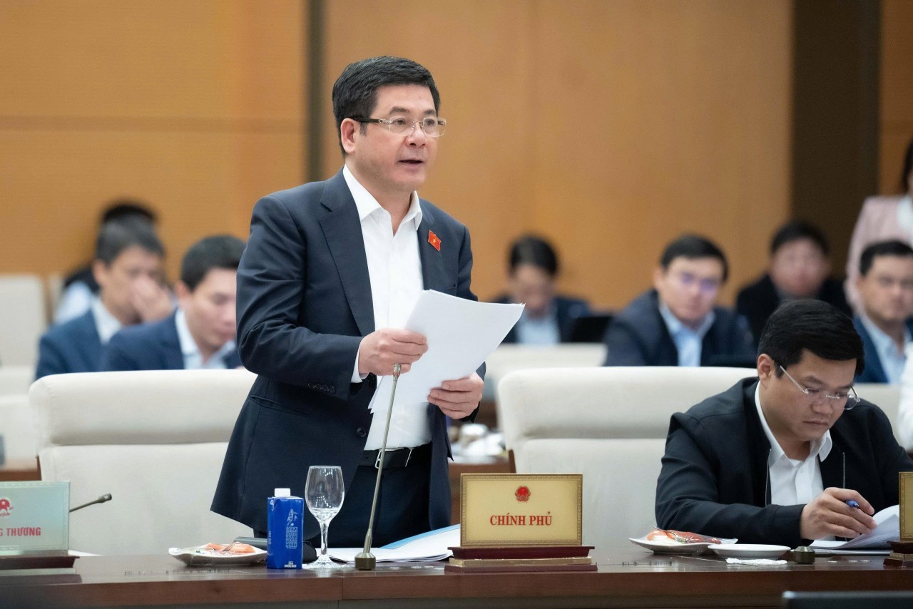 Không hợp thức hoá sai phạm khi tháo gỡ khó khăn về phát triển năng lượng Không hợp thức hoá sai phạm khi tháo gỡ khó khăn về phát triển năng lượng