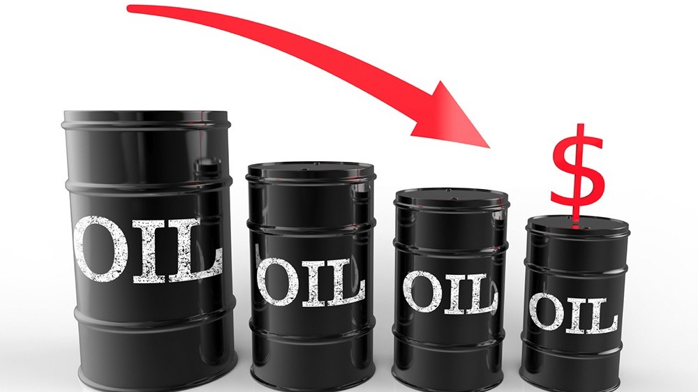 Ngày 26/11: Giá dầu thế giới chìm trong sắc đỏ