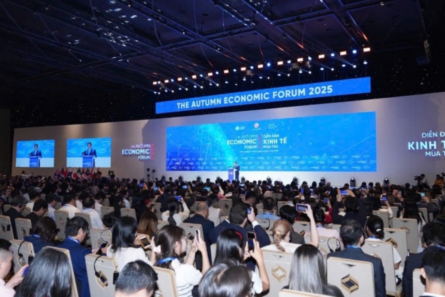 Khai mạc Diễn đàn Kinh tế mùa Thu 2025: TP. Hồ Chí Minh dẫn dắt chuyển đổi xanh và kinh tế số