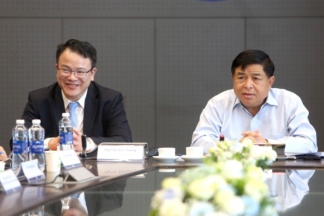 Việt Nam cần làm gì để phát triển nhanh các ngành công nghệ chiến lược trong 1 - 2 năm tới?