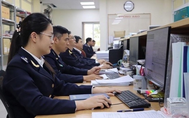 Hải quan kiến tạo hành lang pháp lý mới cho logistics hiện đại