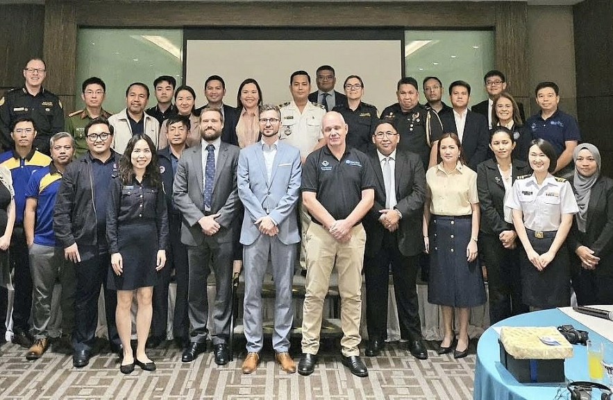 undefined Hải quan chủ động phối hợp kiểm soát rác thải, xử lý container vô thừa nhận