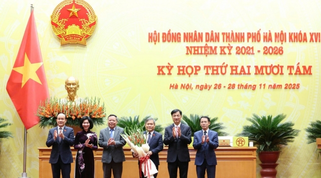 Ông Vũ Đại Thắng được bầu giữ chức vụ Chủ tịch UBND TP. Hà Nội thay ông Nguyễn Đức Trung