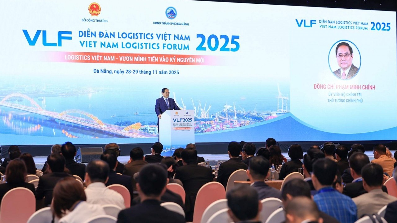 Đưa Việt Nam trở thành trung tâm dịch vụ logistics hàng đầu Đông Nam Á, châu Á và thế giới