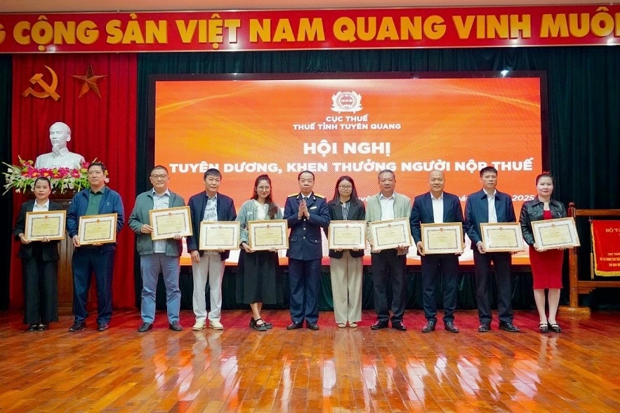 Thuế tỉnh Tuyên Quang đối thoại với doanh nghiệp, hợp tác xã trên địa bàn tỉnh