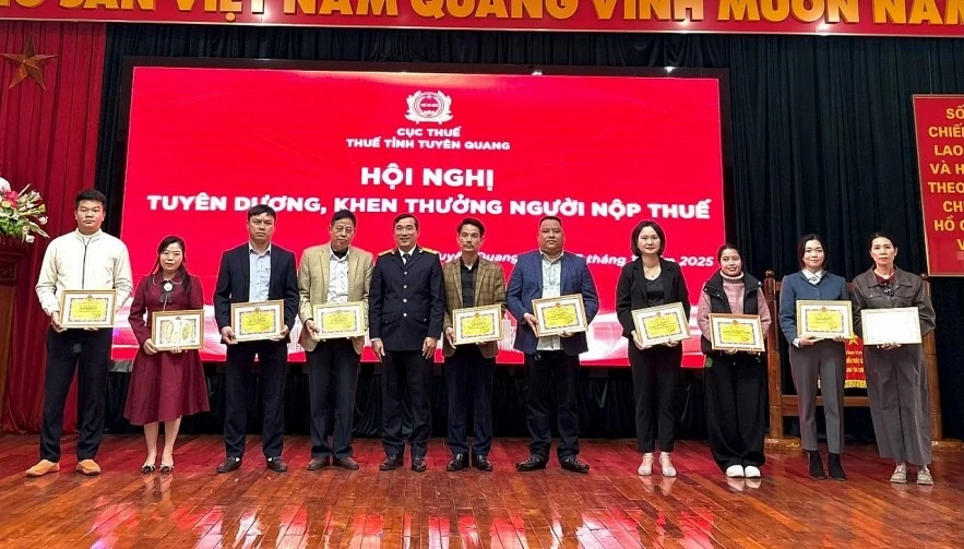 Thuế tỉnh Tuyên Quang đối thoại với doanh nghiệp, hợp tác xã trên địa bàn tỉnh