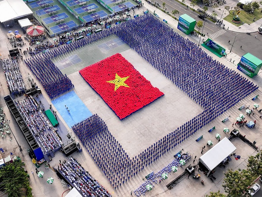 undefined 60.000 học sinh lập kỷ lục kép Việt Nam và thế giới với màn đồng diễn võ nhạc Vovinam