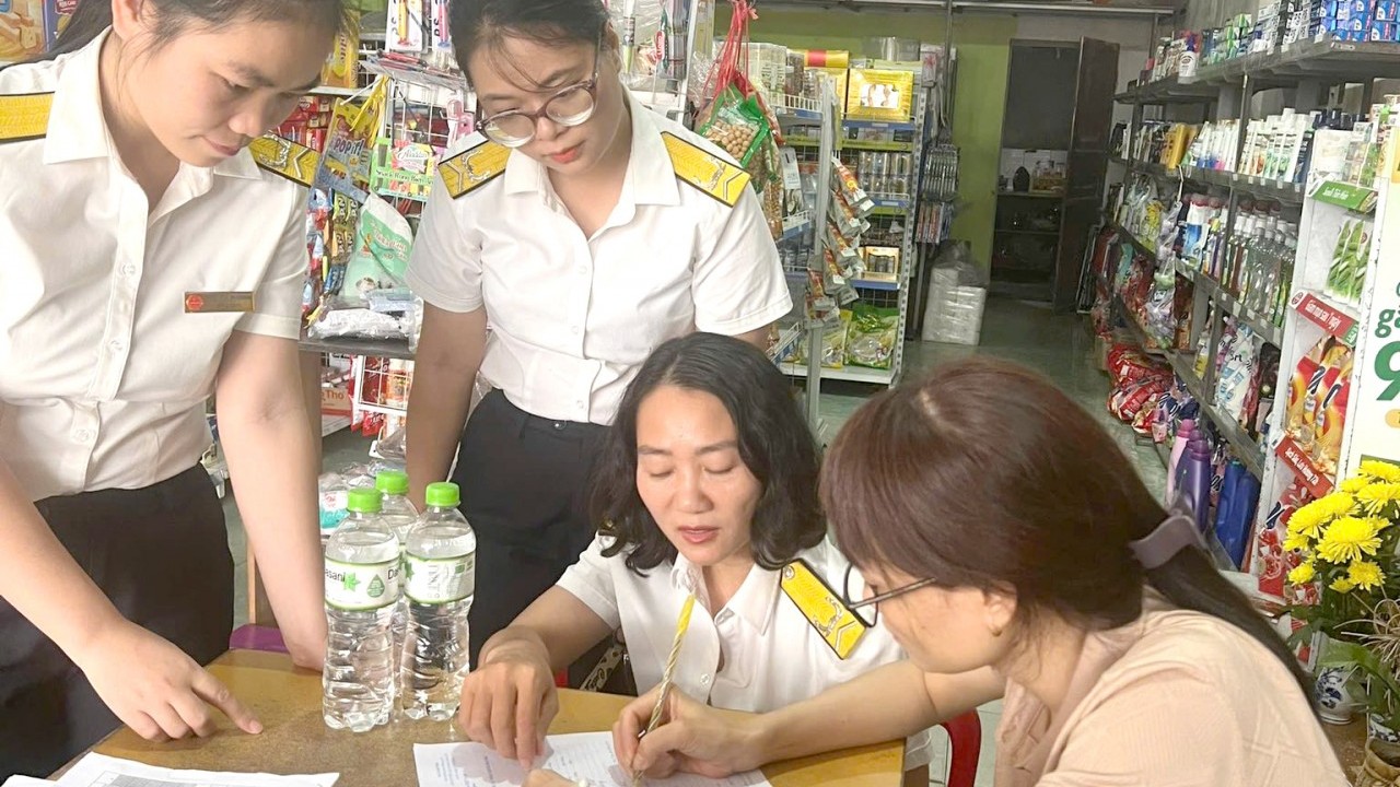 Nghệ An: 1.800 hộ kinh doanh chuyển đổi sang phương pháp kê khai, nộp thuế