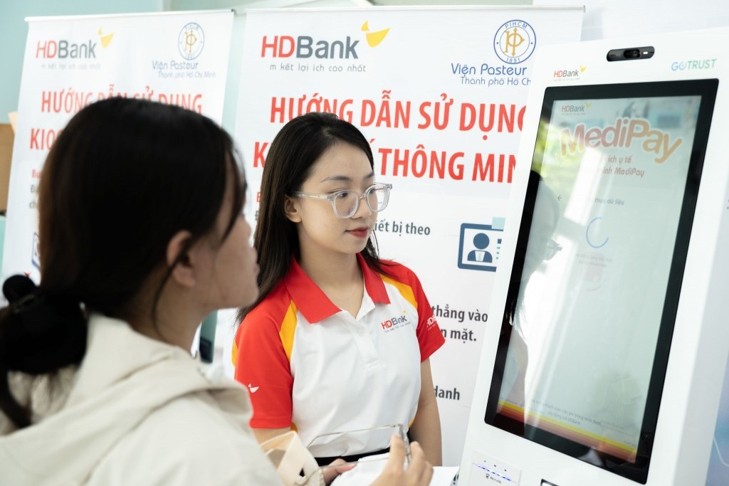 HDBank vận hành hệ thống Kiosk y tế thông minh tại Viện Pasteur TP. Hồ Chí Minh