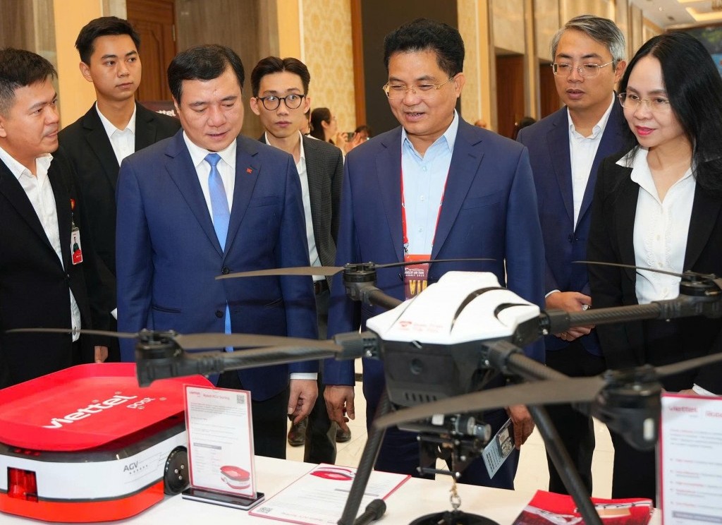 Chuyển đổi kép: Số hóa chuỗi cung ứng - Xanh hóa tăng trưởng