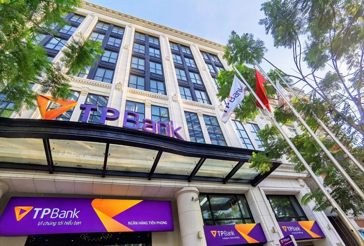 TPBank giảm lãi suất hỗ trợ người dân và doanh nghiệp vùng lũ