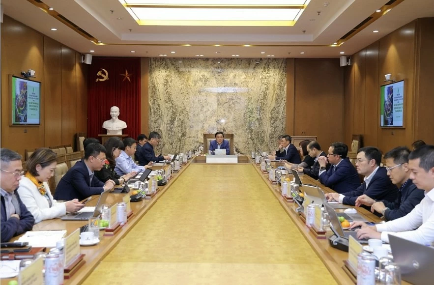undefined Petrovietnam tăng tốc về đích sớm kế hoạch năm 2025, giữ vững đà tăng trưởng