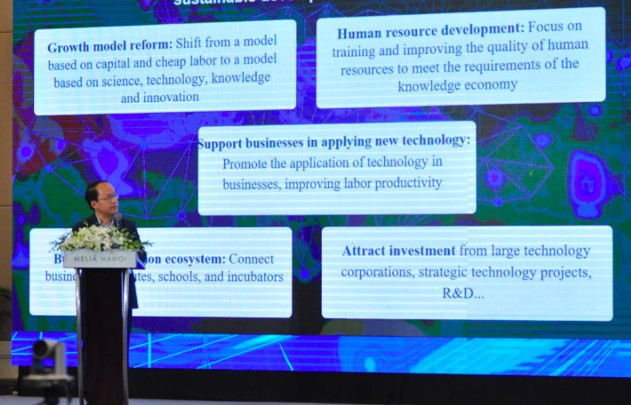 Tăng trưởng bền vững đòi hỏi Việt Nam chuyển mô hình sang công nghệ cao và kinh tế xanh