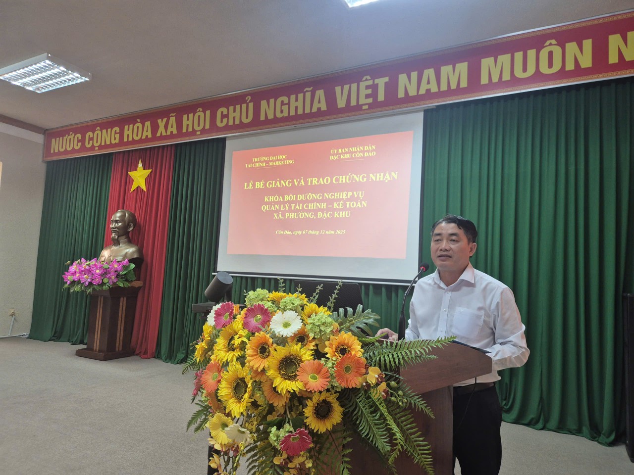 UFM hoàn tất 3 lớp bồi dưỡng tài chính – kế toán cơ sở, tăng cường phối hợp và cập nhật chương trình theo yêu cầu mới UFM hoàn tất 3 lớp bồi dưỡng tài chính – kế toán cơ sở, tăng cường phối hợp và cập nhật chương trình theo yêu cầu mới