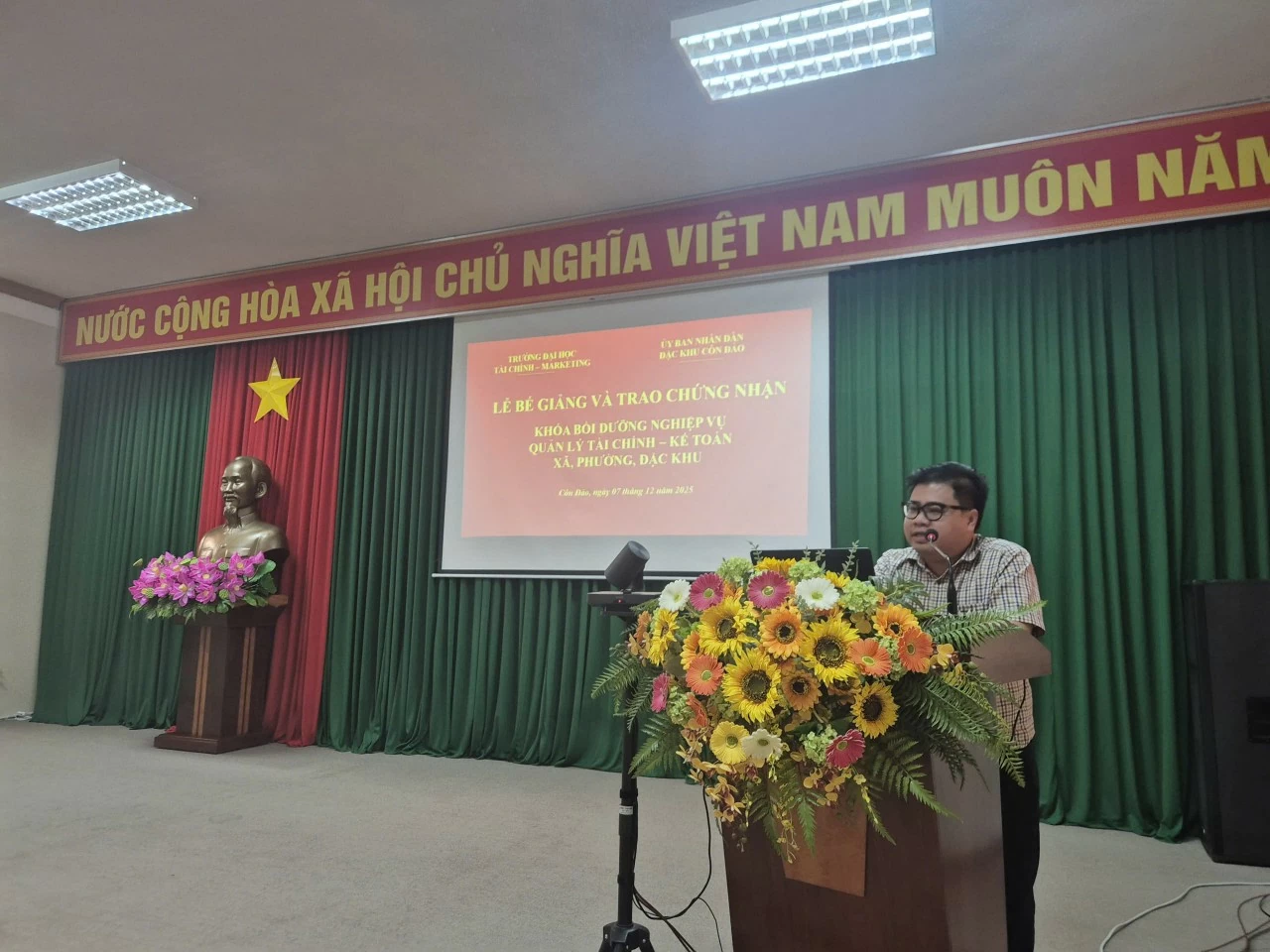 UFM hoàn tất 3 lớp bồi dưỡng tài chính – kế toán cơ sở, tăng cường phối hợp và cập nhật chương trình theo yêu cầu mới UFM hoàn tất 3 lớp bồi dưỡng tài chính – kế toán cơ sở, tăng cường phối hợp và cập nhật chương trình theo yêu cầu mới