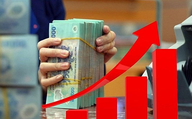 Tín dụng vượt 18 triệu tỷ đồng, Ngân hàng Nhà nước hoán đổi ngoại tệ hỗ trợ thanh khoản