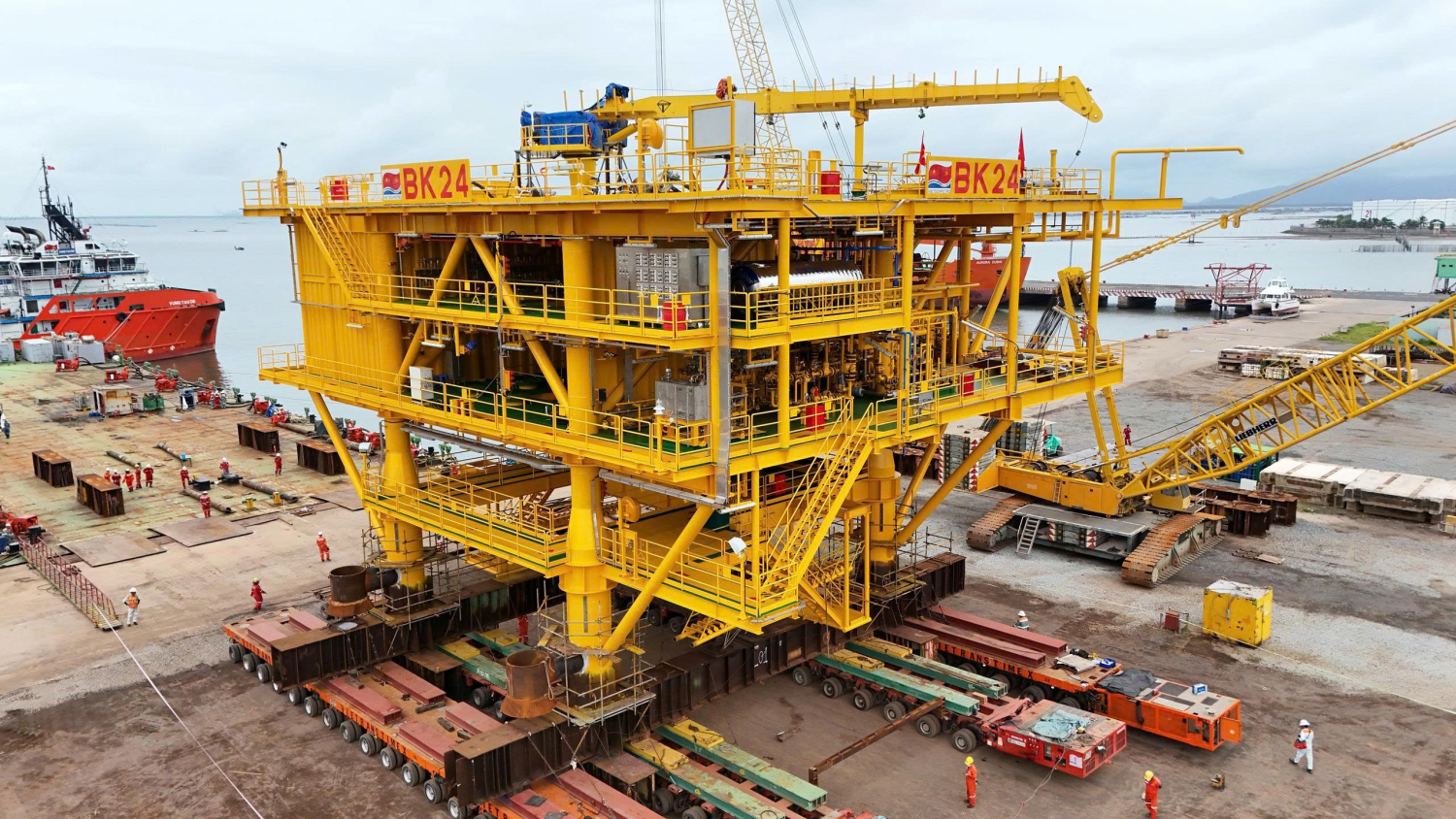 Dấu ấn nội lực của Petrovietnam trên những công trình siêu trường, siêu trọng