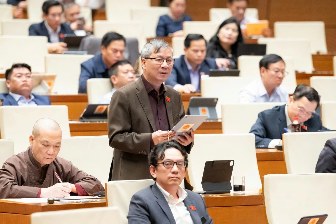Rà soát toàn bộ thuỷ điện nhỏ và vừa, xử lý nghiêm nếu xả lũ gây thiệt hại Rà soát toàn bộ thuỷ điện nhỏ và vừa, xử lý nghiêm nếu xả lũ gây thiệt hại