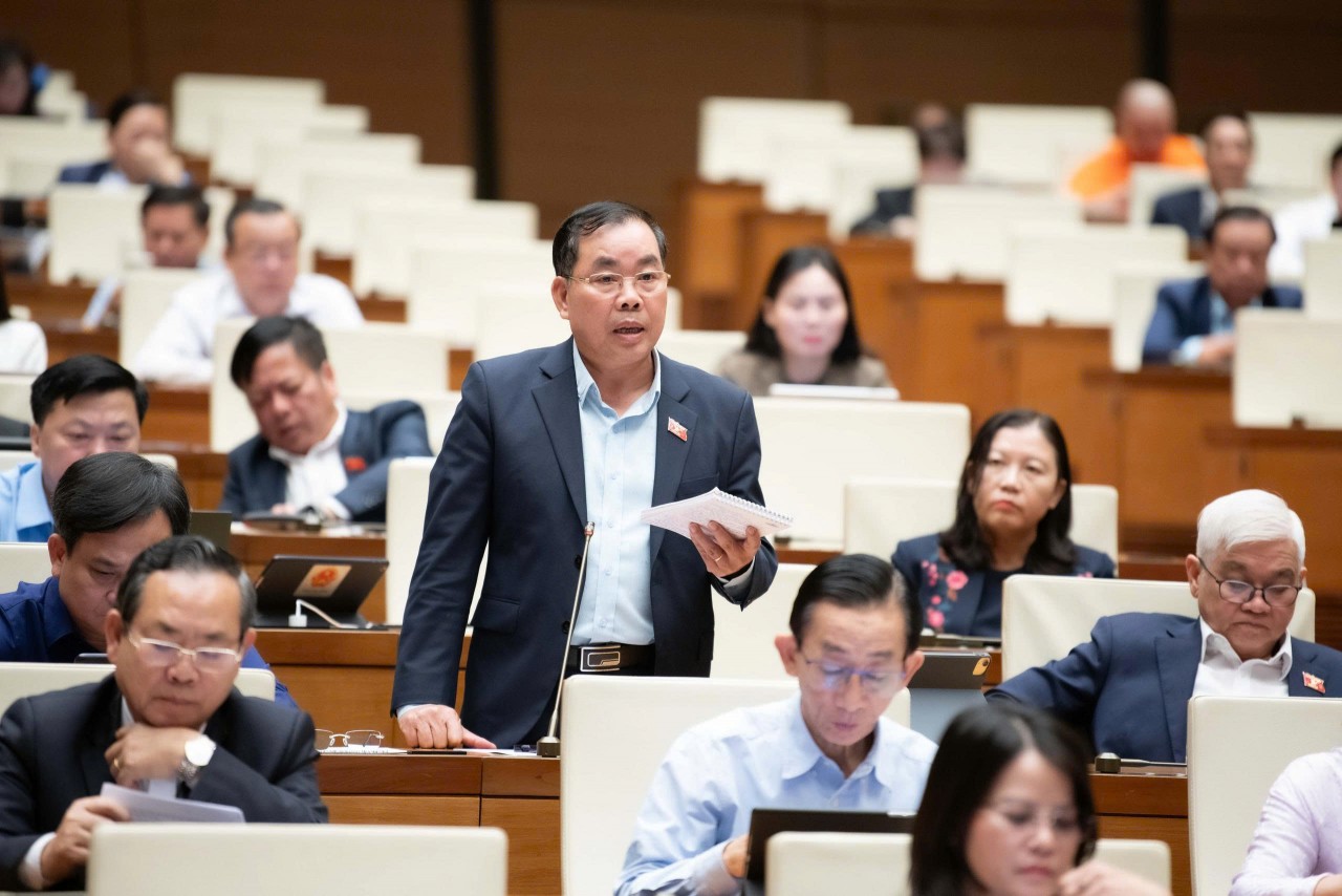 Rà soát toàn bộ thuỷ điện nhỏ và vừa, xử lý nghiêm nếu xả lũ gây thiệt hại Rà soát toàn bộ thuỷ điện nhỏ và vừa, xử lý nghiêm nếu xả lũ gây thiệt hại