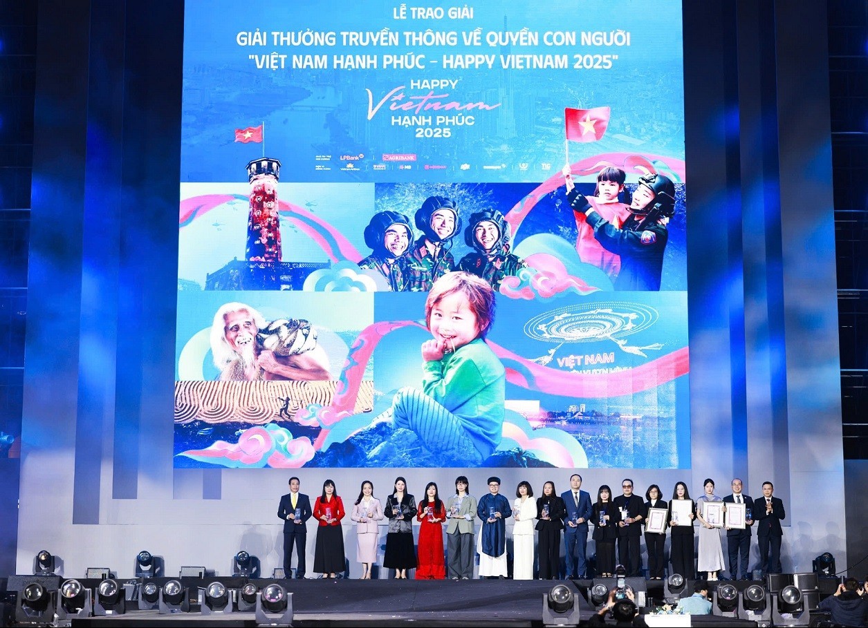 LPBank lan tỏa thông điệp “Chạm Lộc Phát – Chạm Hạnh Phúc” tại Vietnam Happy Fest 2025