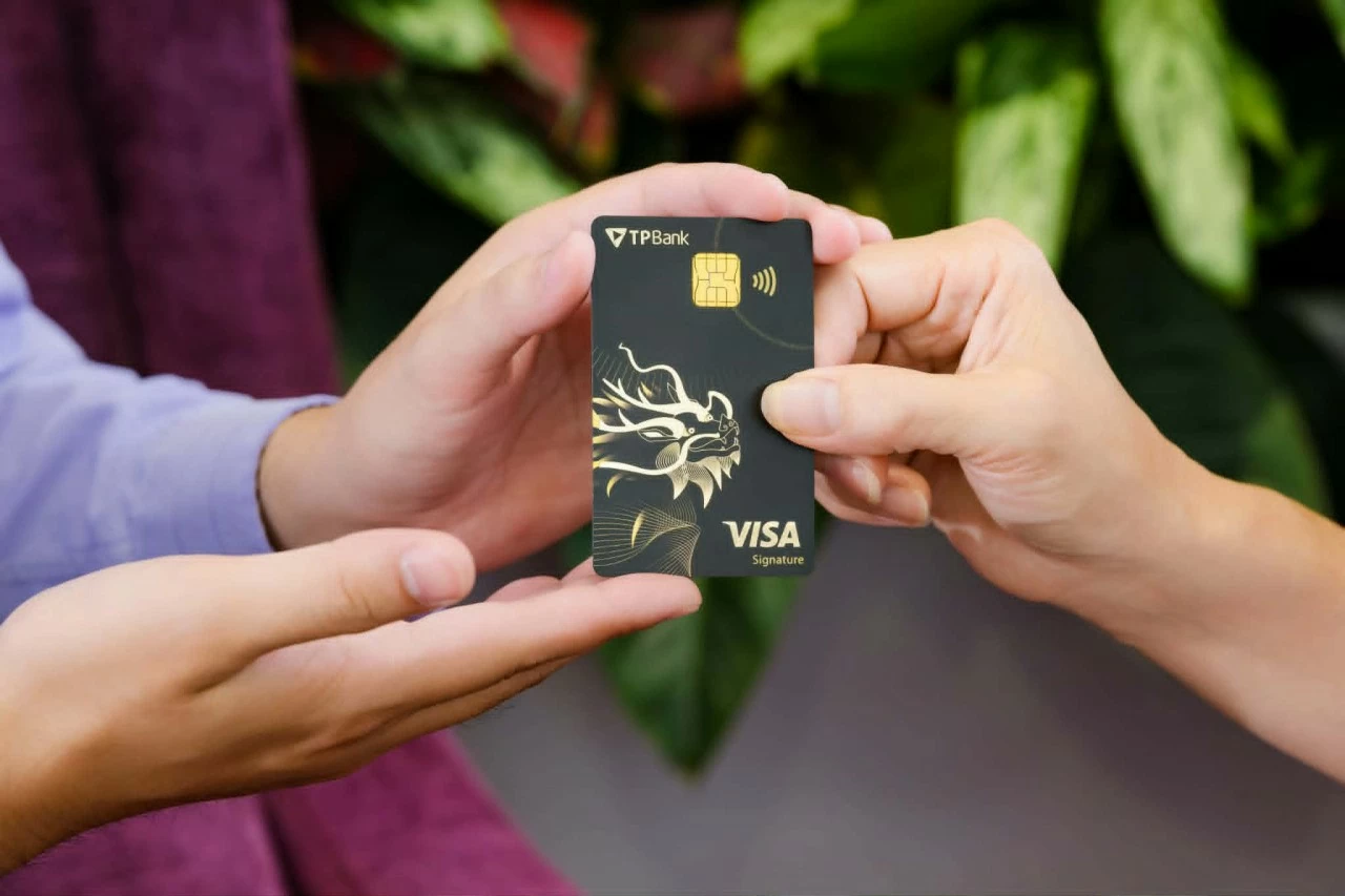 Từ chuyển tiền quốc tế tới chi tiêu toàn cầu: TPBank và bước tiến mới trong các dịch vụ tài chính quốc tế Từ chuyển tiền quốc tế tới chi tiêu toàn cầu: TPBank và bước tiến mới trong các dịch vụ tài chính quốc tế