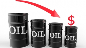 Ngày 10/12: Giá dầu thế giới tiếp đà giảm