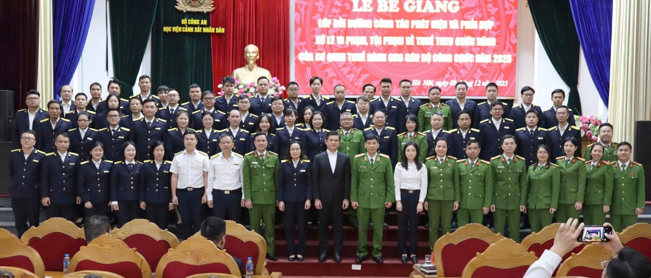 Bồi dưỡng, nâng cao nghiệp vụ cho công chức thuế trước hành vi gian lận thuế ngày càng tinh vi Bồi dưỡng, nâng cao nghiệp vụ cho công chức thuế trước hành vi gian lận thuế ngày càng tinh vi