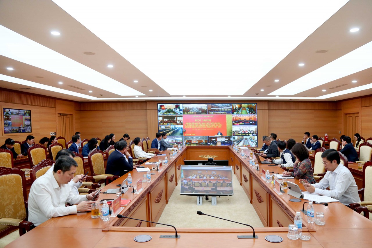 Đảng ủy Bộ Tài chính quán triệt, triển khai thực hiện Nghị quyết Đại hội đại biểu Đảng bộ Chính phủ lần thứ I