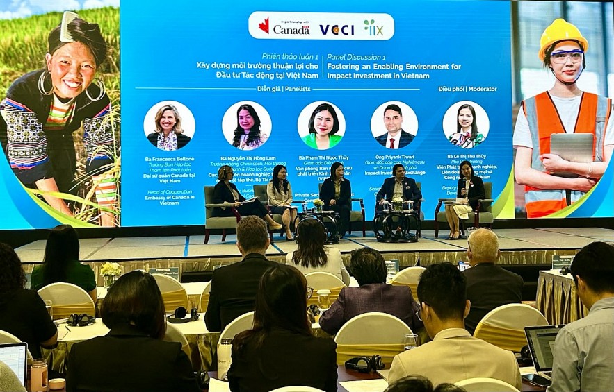 Việt Nam hướng tới trung tâm đầu tư của ASEAN