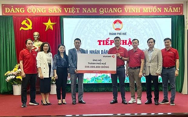 Vietlott ủng hộ 5 tỉnh, thành miền Trung khắc phục hậu quả lũ lụt
